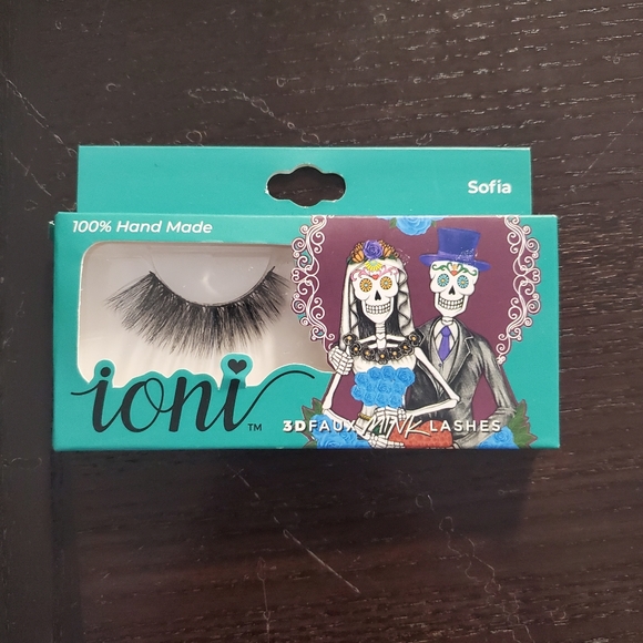 LOT OF 12 False Eyelashes- NIB - Picture 9 of 13